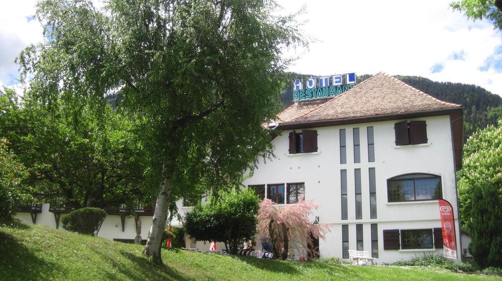 Hotel Restaurant Le Traineau Clelles Kültér fotó