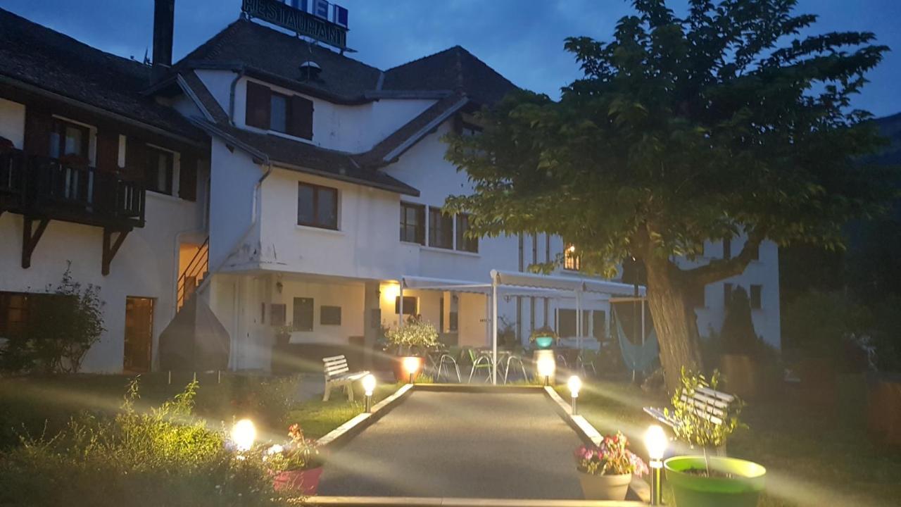 Hotel Restaurant Le Traineau Clelles Kültér fotó