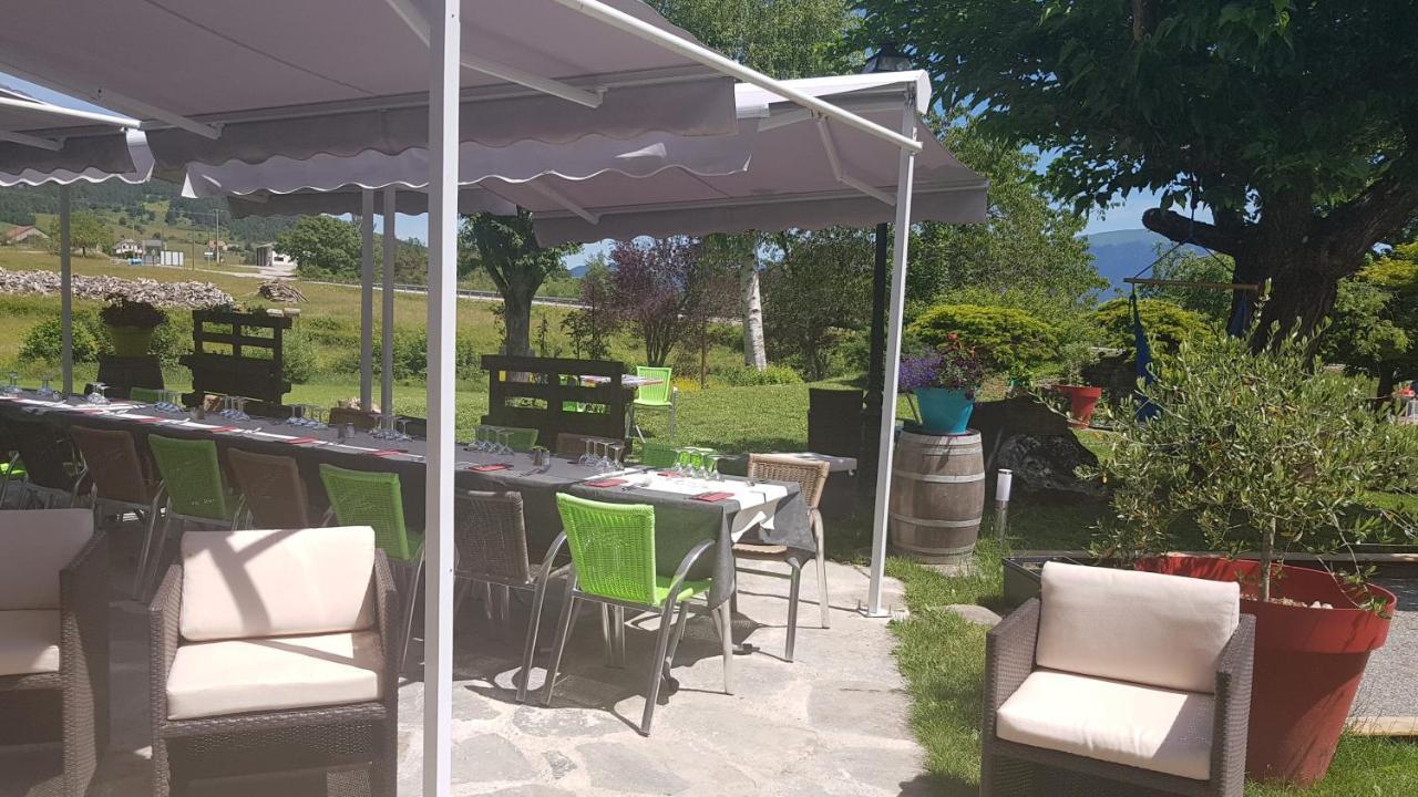 Hotel Restaurant Le Traineau Clelles Kültér fotó