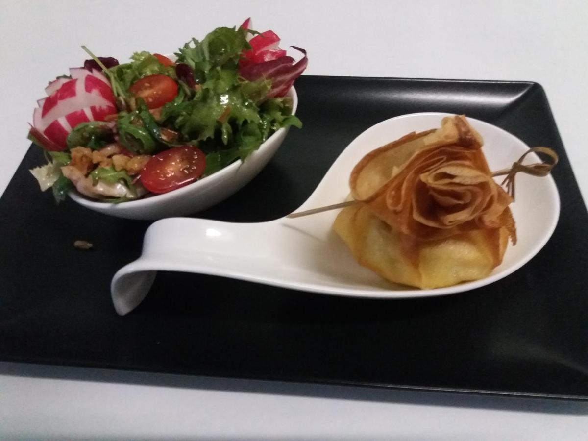 Hotel Restaurant Le Traineau Clelles Kültér fotó