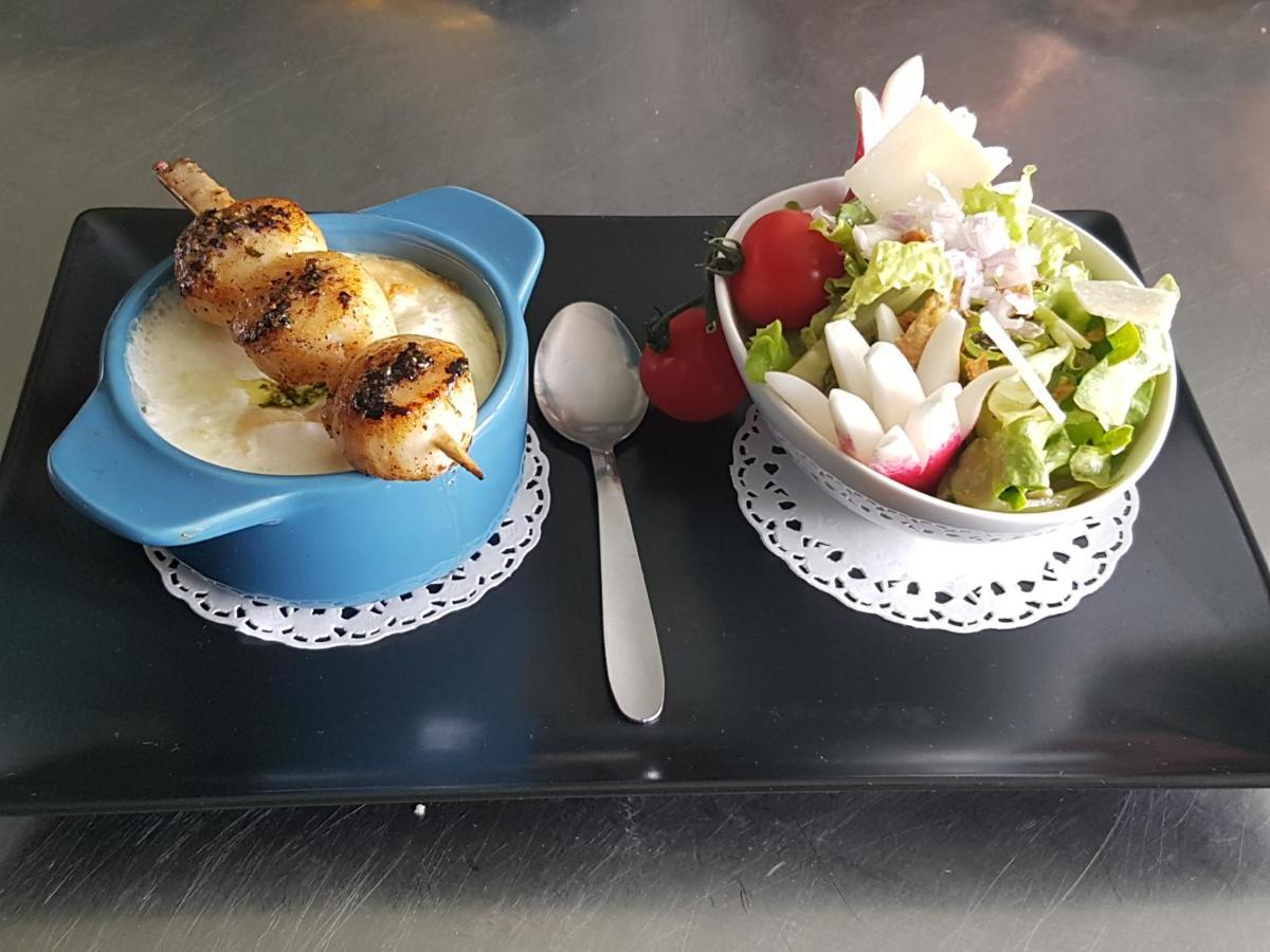 Hotel Restaurant Le Traineau Clelles Kültér fotó